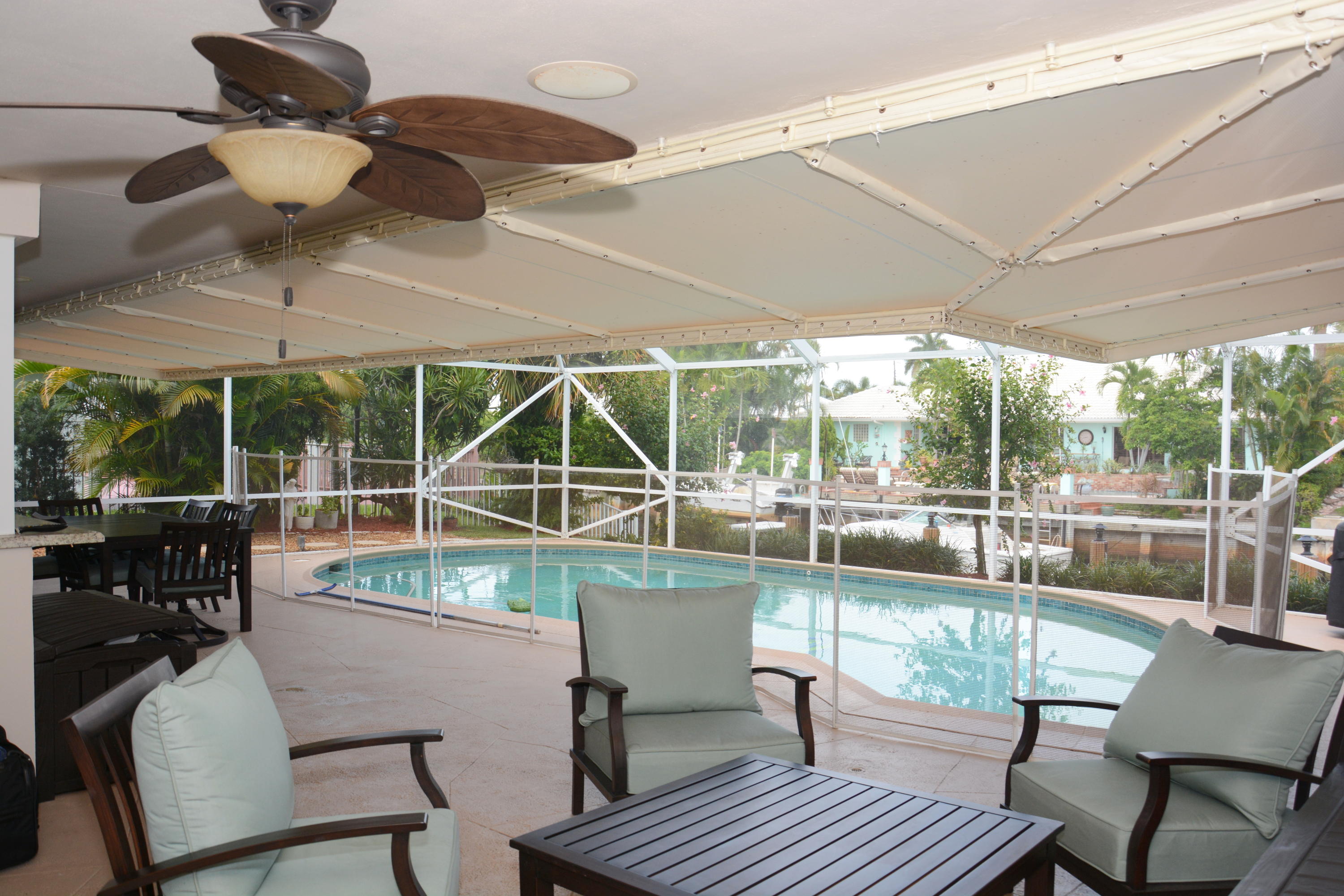 990 Tamarind Way Boca Raton, FL 33486 - Photo 10 of 12 Patio/Pool