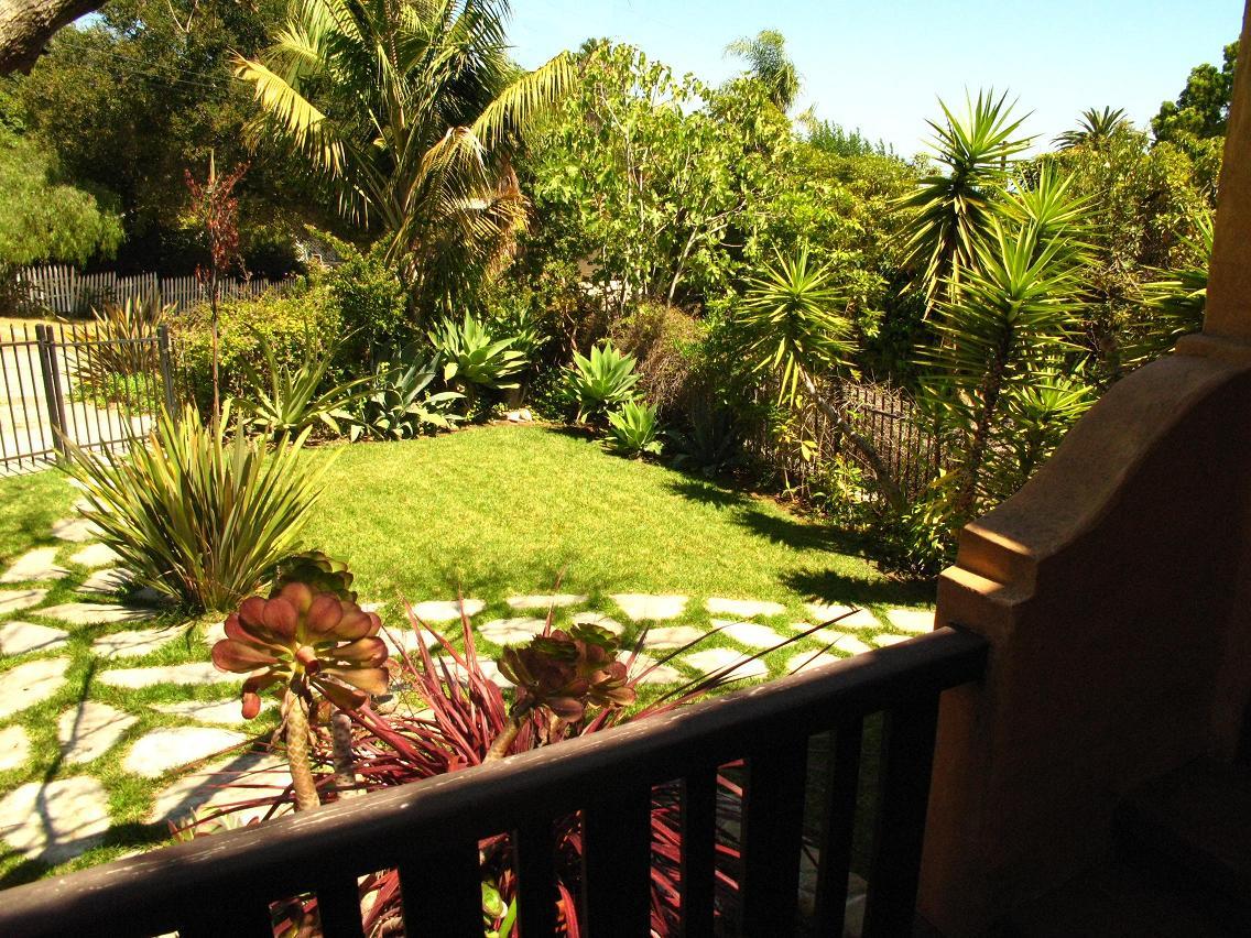 1423 Alta Vista Road Santa Barbara, CA 93103 - Photo 3 of 17 a view of a garden