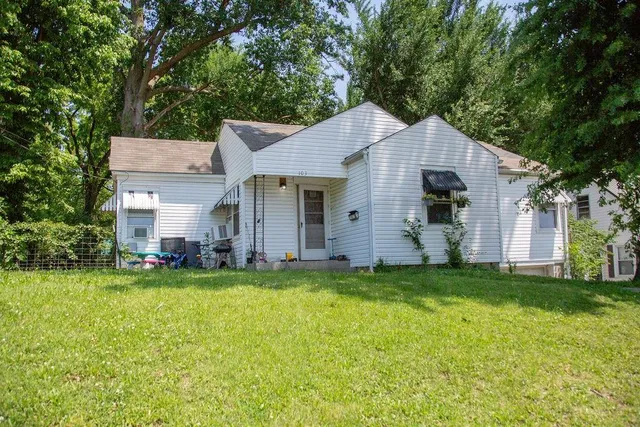 $70,000 | 103 East 4th Street, Carrollton, MO 64633