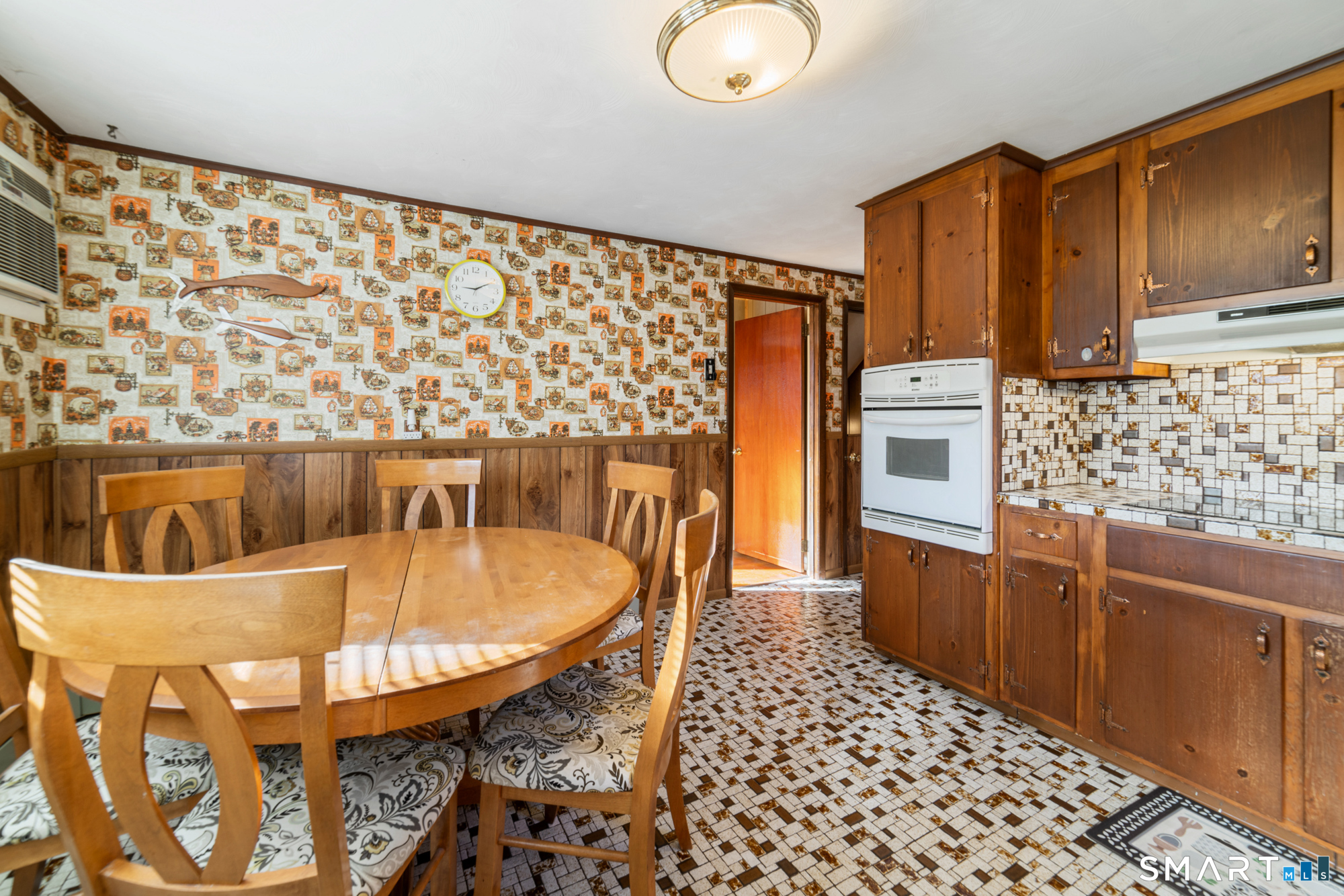 177 Mines Road Bristol, CT 06010 - Photo 9 of 20