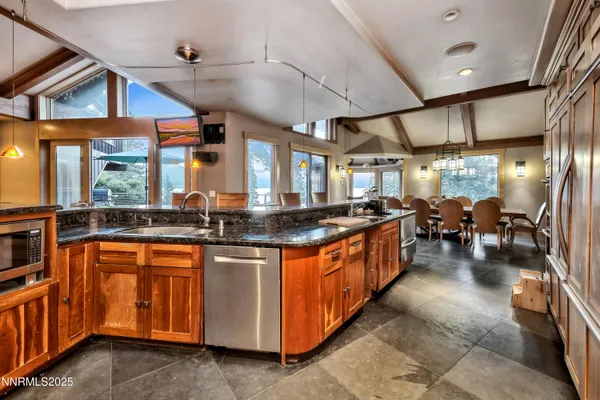 $12,975,000 | 20 Calaneva Drive, Crystal Bay, NV 89402