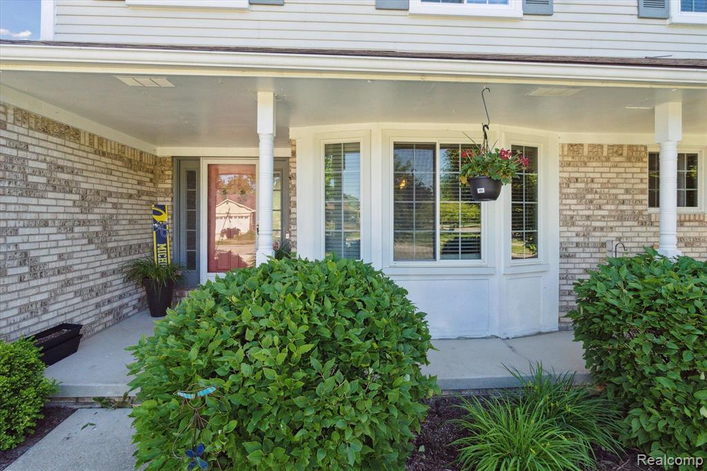 2233 Brookhaven Road Canton, MI 48188 - Photo 3 of 40