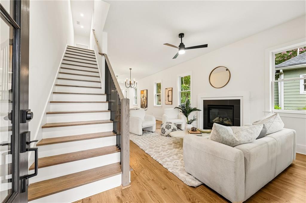 112 1st Avenue, Unit B Decatur, GA 30030 - Photo 3 of 41