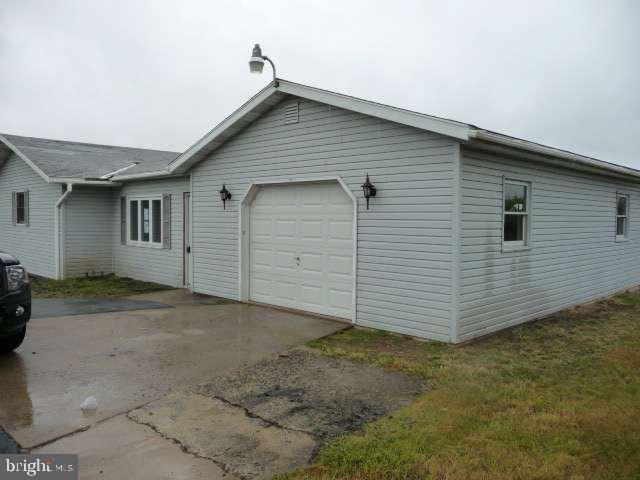 2560 Walnut Bottom Road Carlisle, PA 17015 - Photo 11 of 12 Gallery Image 11