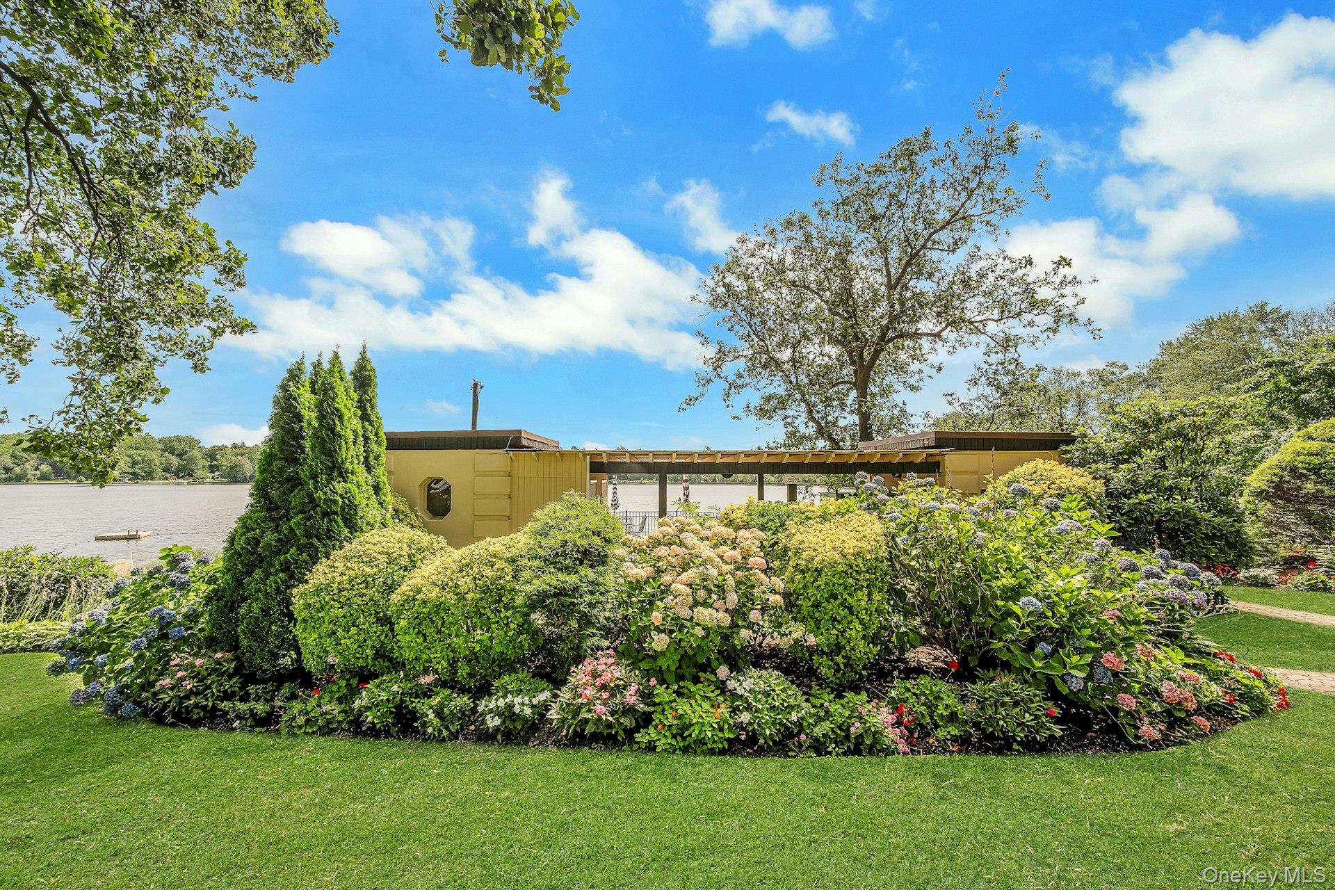 6 Manchester Road, Unit 1 Eastchester, NY 10709 - Photo 31 of 40