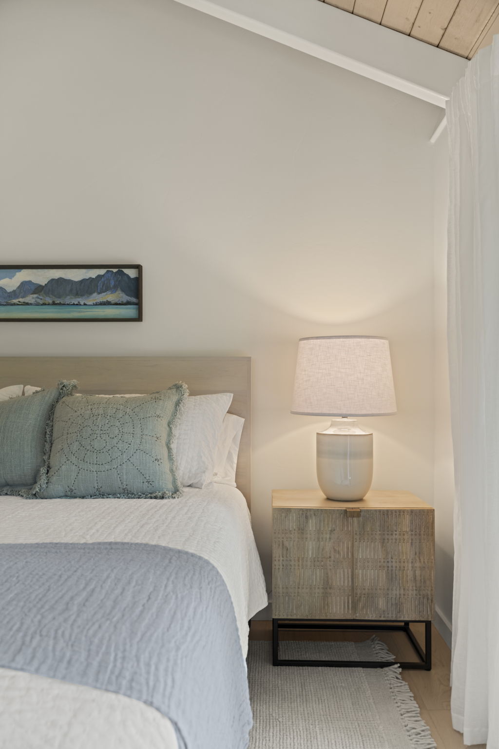 4485 Pilikoa Street Hanalei, HI 96714 - Photo 19 of 28 a bedroom with a bed and a night stand