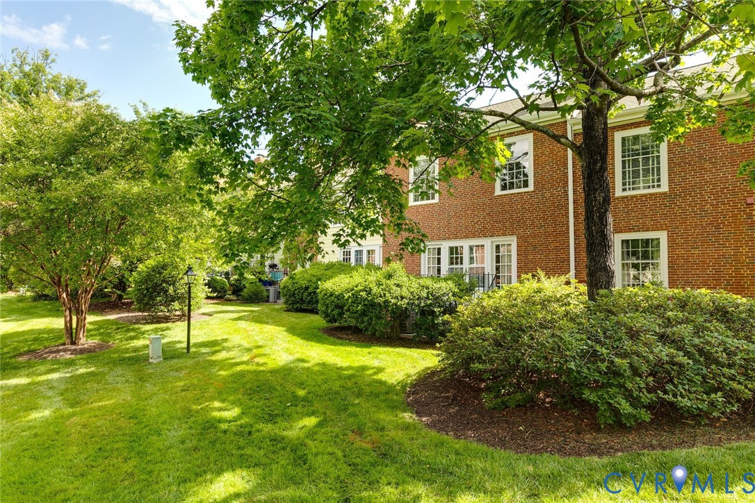 300 North Ridge Road, Unit 20 Henrico, VA 23229 - Photo 24 of 27