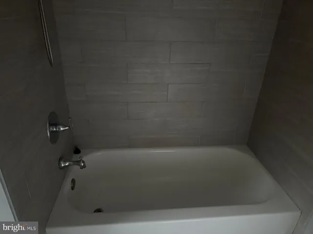 $2,600 | 1147 Indiana Avenue, Trenton, NJ 08638