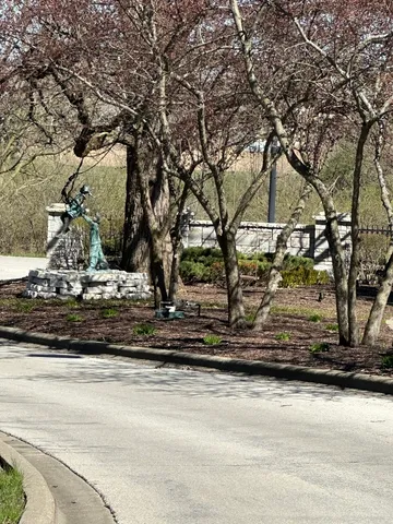 $69,900 | 24863 West Sterling Oaks Court, Shorewood, IL 60404