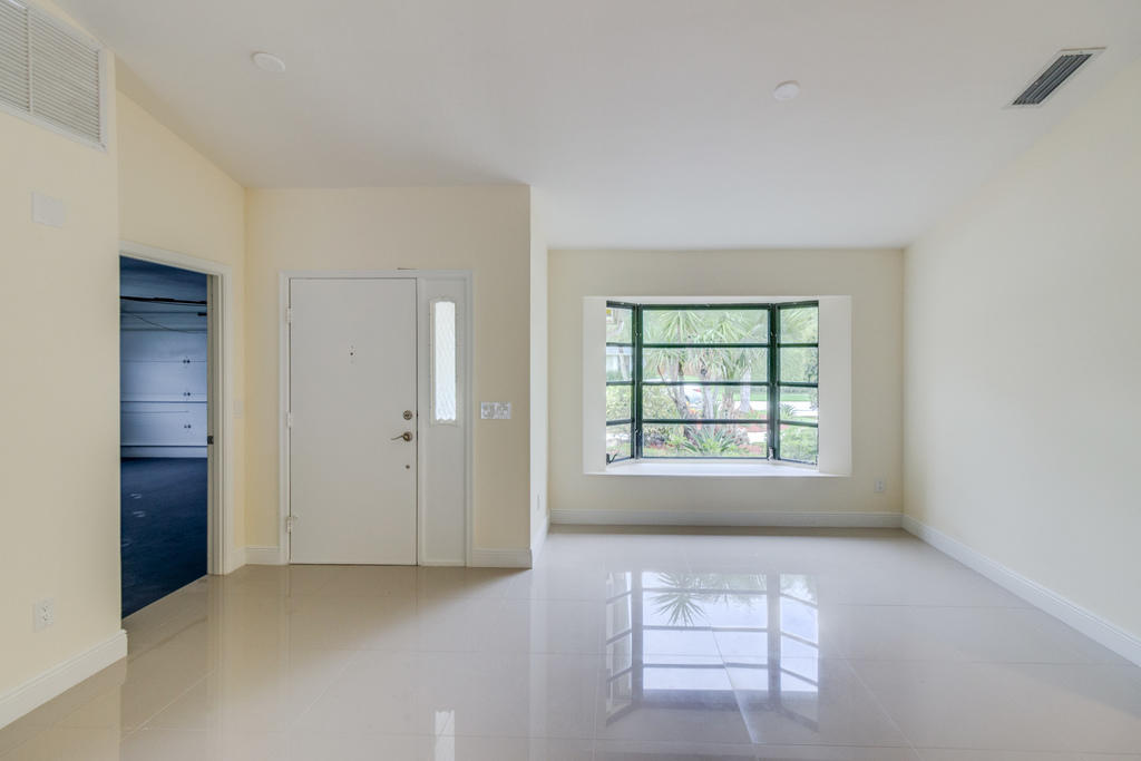 1212 Raintree Lane Wellington, FL 33414 - Photo 6 of 21 Bay window LR