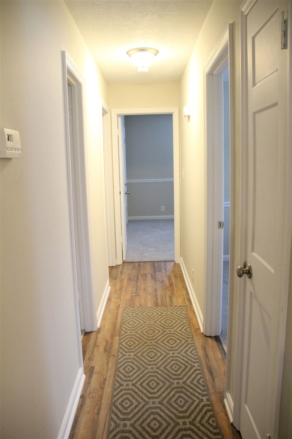 404 Locust Street Newburgh, IN 47630 - Photo 7 of 15 Gallery Image 7