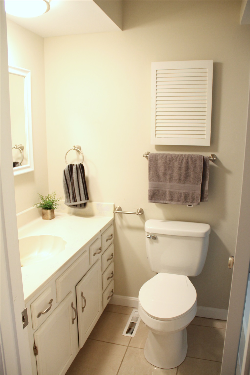 404 Locust Street Newburgh, IN 47630 - Photo 9 of 15 Gallery Image 9
