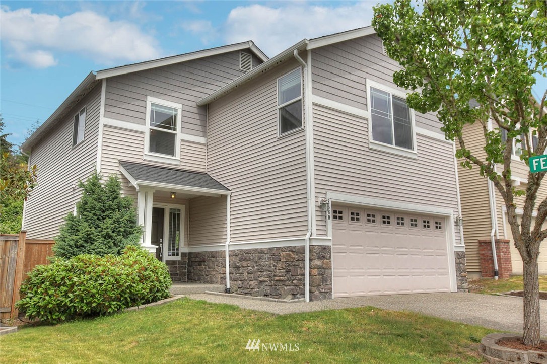 2580 Northeast 2nd Place Renton, WA 98056 - Photo 1 of 25 Gallery Image 1