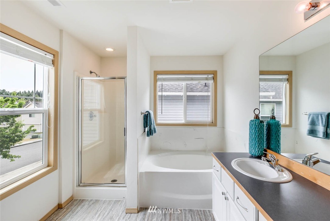 2580 Northeast 2nd Place Renton, WA 98056 - Photo 19 of 25 Gallery Image 19