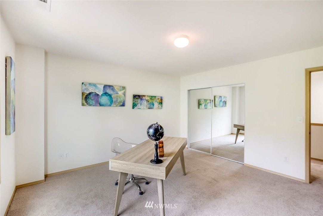 2580 Northeast 2nd Place Renton, WA 98056 - Photo 20 of 25 Gallery Image 20