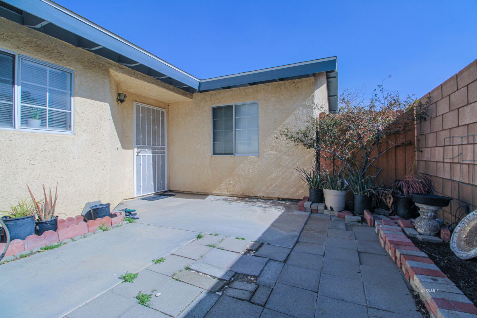 312 North Kern Street Ridgecrest, CA 93555 - Photo 5 of 45