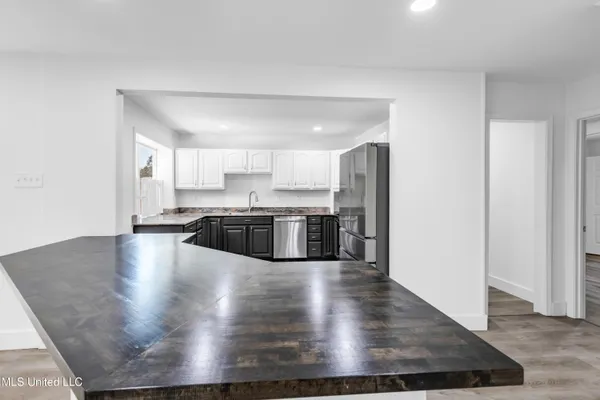 $3,000 | 8828 Manoo Place, Diamondhead, MS 39525