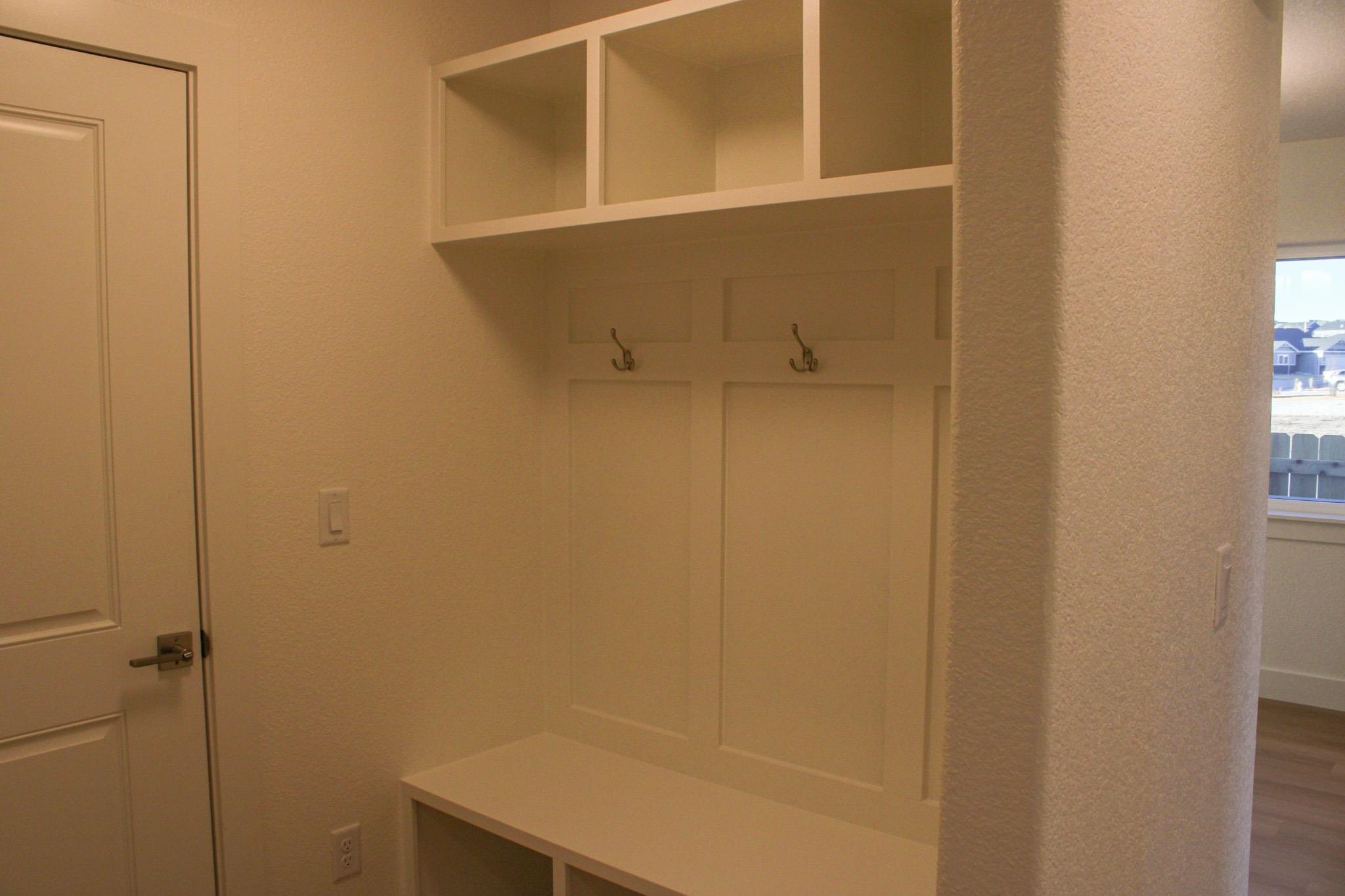 4706 Shale Circle Mills, WY 82644 - Photo 8 of 10