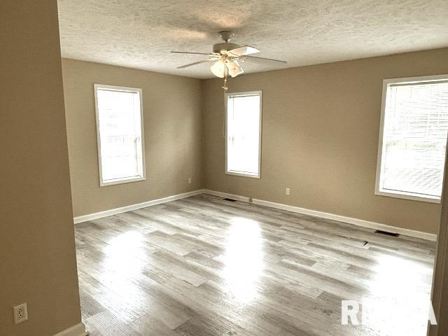2800 Vía Rosso, Unit 106 Springfield, IL 62703 - Photo 17 of 37