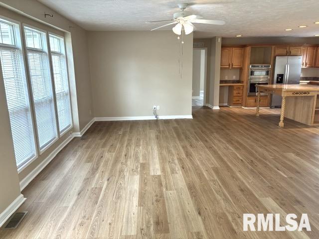 2800 Vía Rosso, Unit 106 Springfield, IL 62703 - Photo 5 of 37