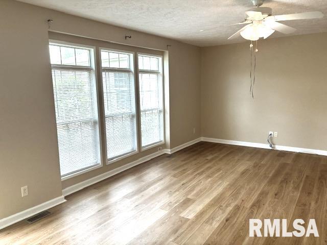 2800 Vía Rosso, Unit 106 Springfield, IL 62703 - Photo 6 of 37