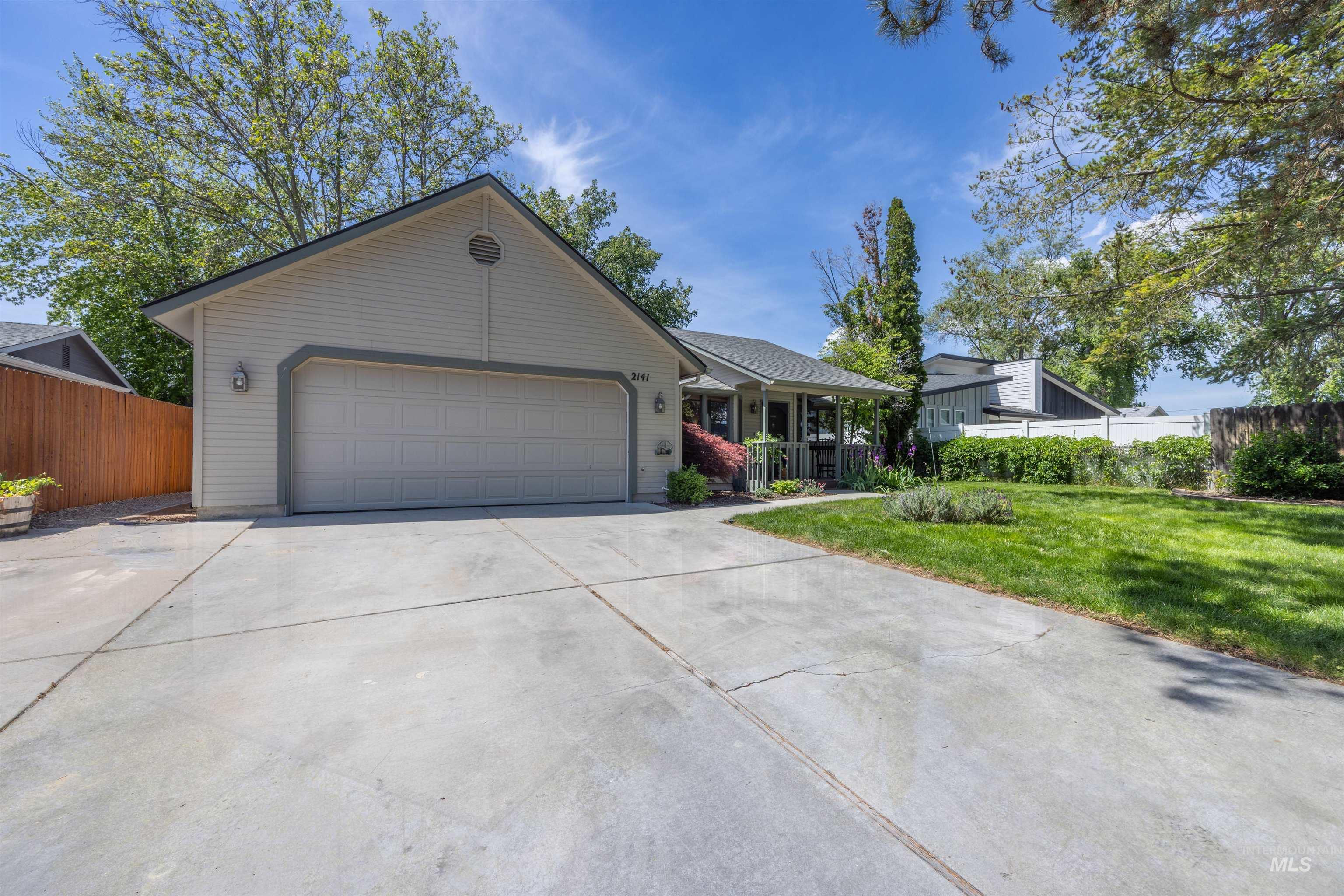 2141 North Currant Place Boise, ID 83704 - Photo 24 of 27
