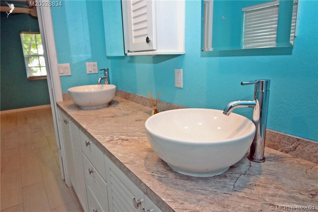 1899 Northwest Azalea Street Stuart, FL 34994 - Photo 12 of 22 Gallery Image 12