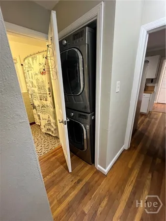 $2,800 | 3132 Robertson Avenue, Savannah, GA 31404