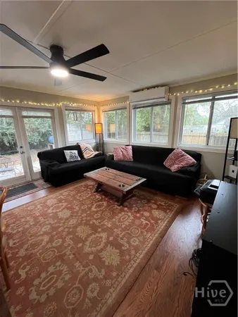 $2,800 | 3132 Robertson Avenue, Savannah, GA 31404