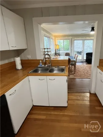 $2,800 | 3132 Robertson Avenue, Savannah, GA 31404