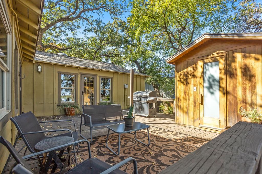 916 Kimbrough Road Azle, TX 76020 - Photo 39 of 40 a outdoor space with furniture