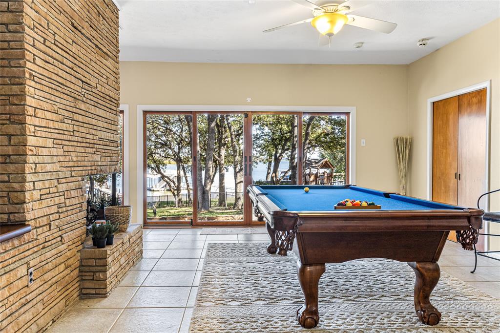 916 Kimbrough Road Azle, TX 76020 - Photo 8 of 40 a room with furniture and window