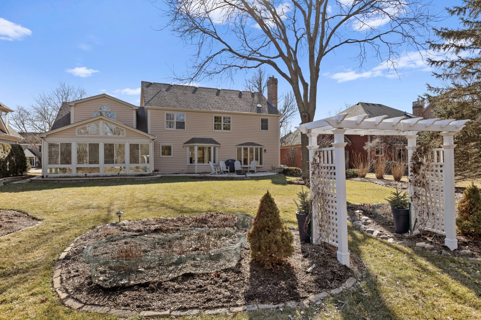 26W420 Churchill Road Winfield, IL 60190 - Photo 3 of 27