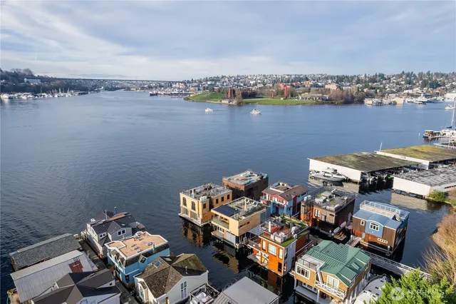 $5,650,000 | 2369 Fairview Avenue East, Unit 6, Seattle, WA 98102