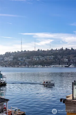 $5,650,000 | 2369 Fairview Avenue East, Unit 6, Seattle, WA 98102