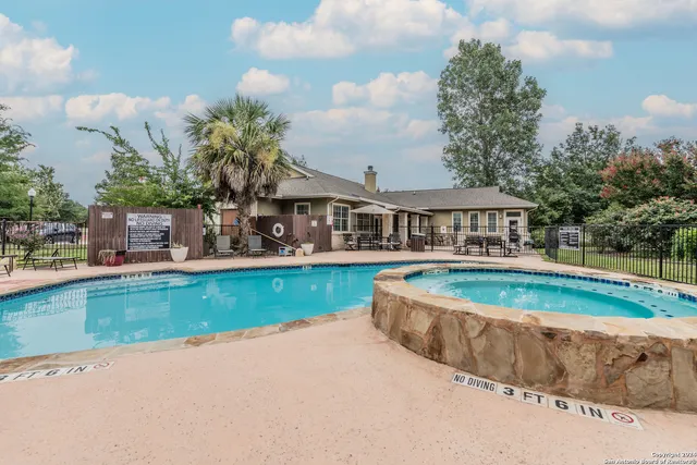 $1,425 | 1000 Diamond Road, Unit 2004, Boerne, TX 78006