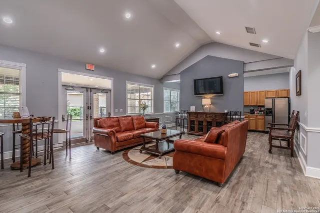 $1,425 | 1000 Diamond Road, Unit 2004, Boerne, TX 78006