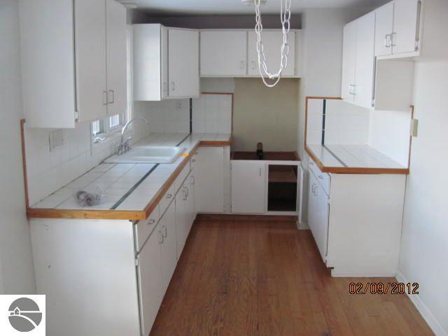 9870 North Long Lake Road Traverse City, MI 49685 - Photo 11 of 17 1733419-10.JPG