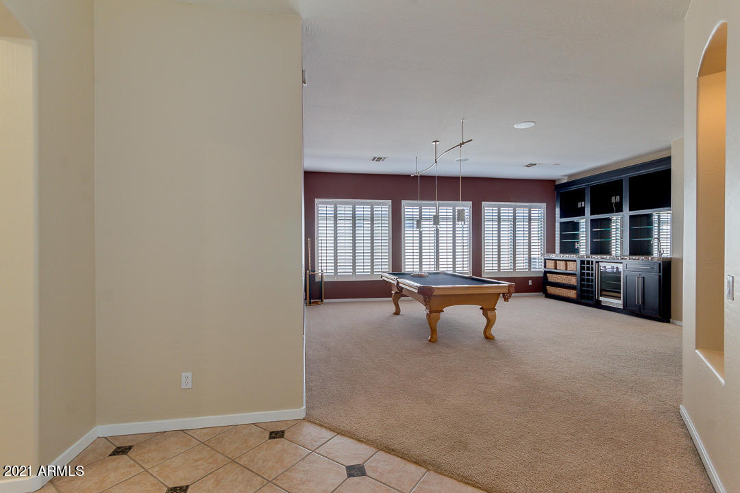 3824 East Carson Road Phoenix, AZ 85042 - Photo 4 of 19 05-Carson