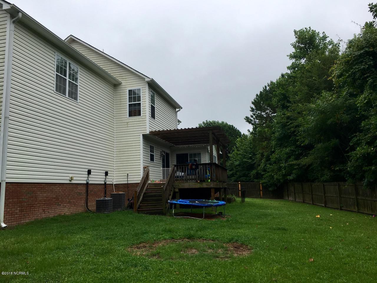 209 Rutherford Way Jacksonville, NC 28540 - Photo 14 of 14 Backyard