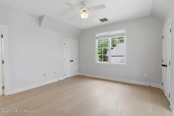 $425,000 | 127 Hawthorne Vale, Ridgeland, MS 39157