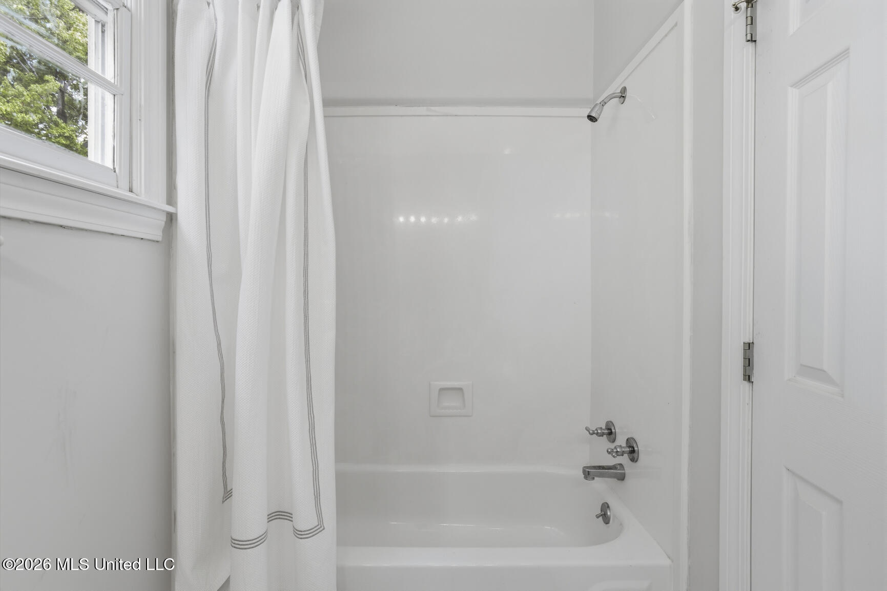 127 Hawthorne Vale Ridgeland, MS 39157 - Photo 24 of 38 127 Hawthorn Vale-29