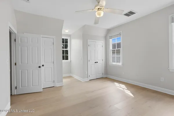 $425,000 | 127 Hawthorne Vale, Ridgeland, MS 39157
