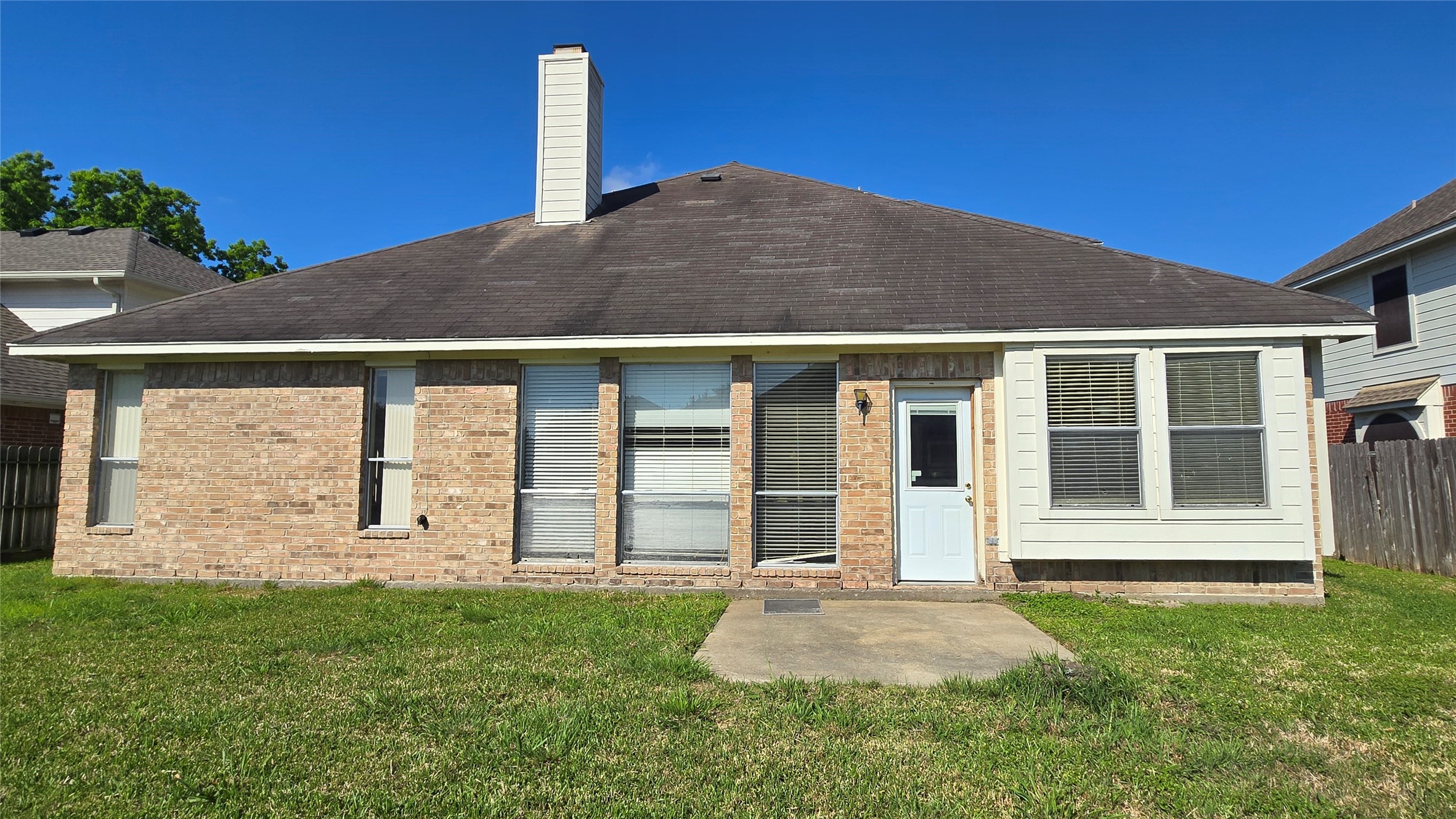 131 Annes Way Stafford, TX 77477 - Photo 23 of 25 a front view of a house with garden