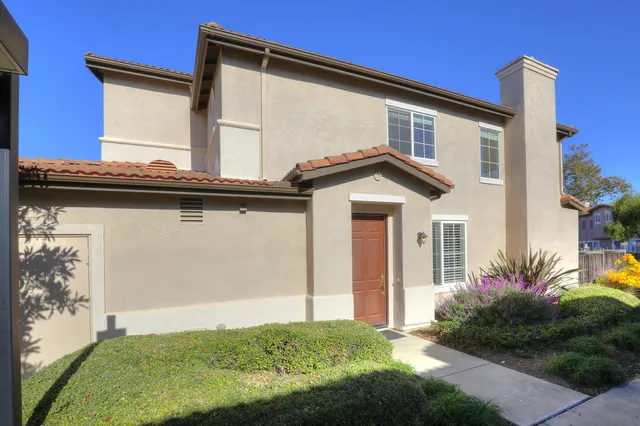 $1,255,000 | 562 Poppyfield Place, Goleta, CA 93117