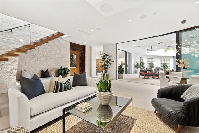 $25,000,000 | 4541 Brighton Road, Corona del Mar, CA 92625