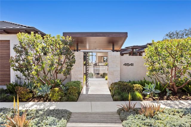$25,000,000 | 4541 Brighton Road, Corona del Mar, CA 92625
