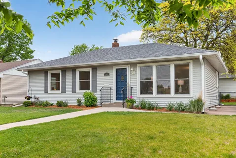 $440,000 | 2043 Ramlow Place, St. Paul, MN 55116