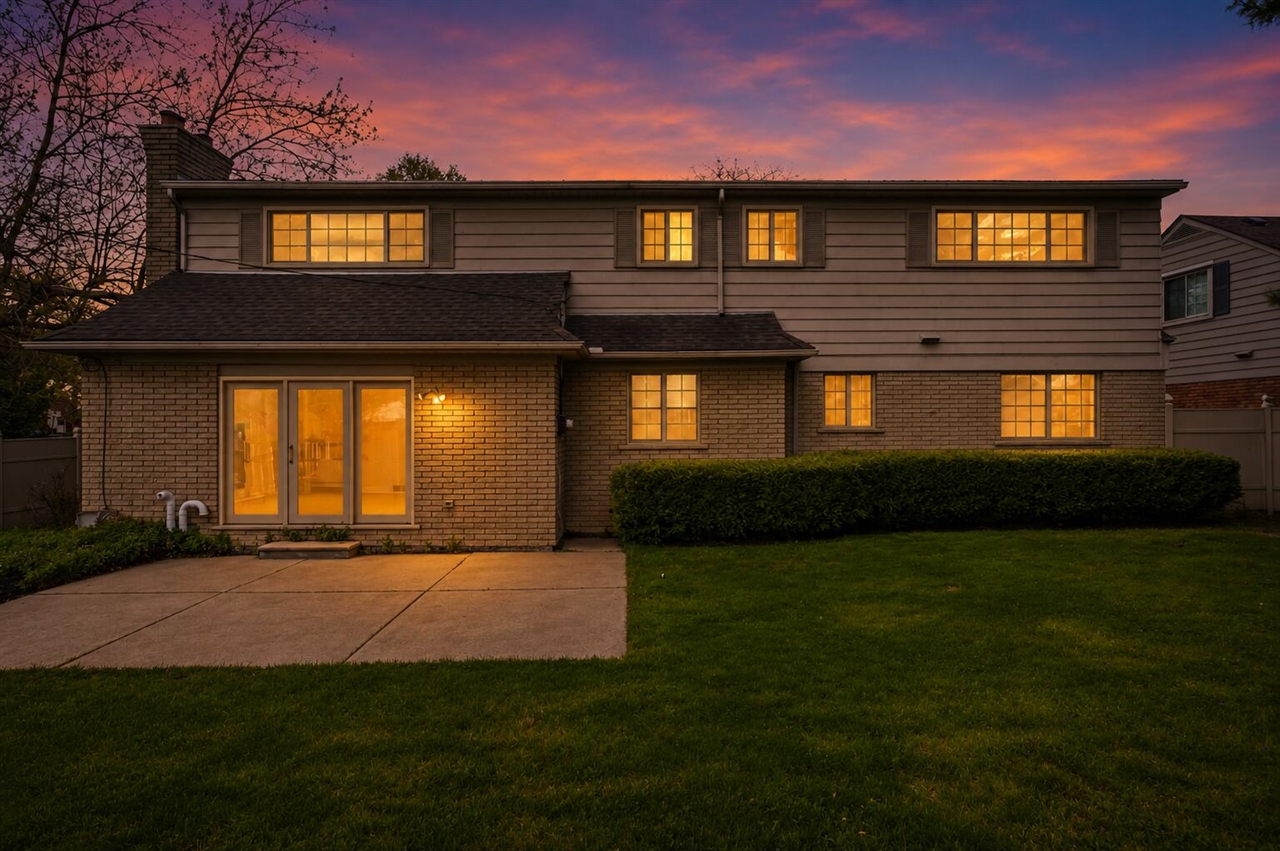 653 Perrien Place Grosse Pointe, MI 48236 - Photo 50 of 54