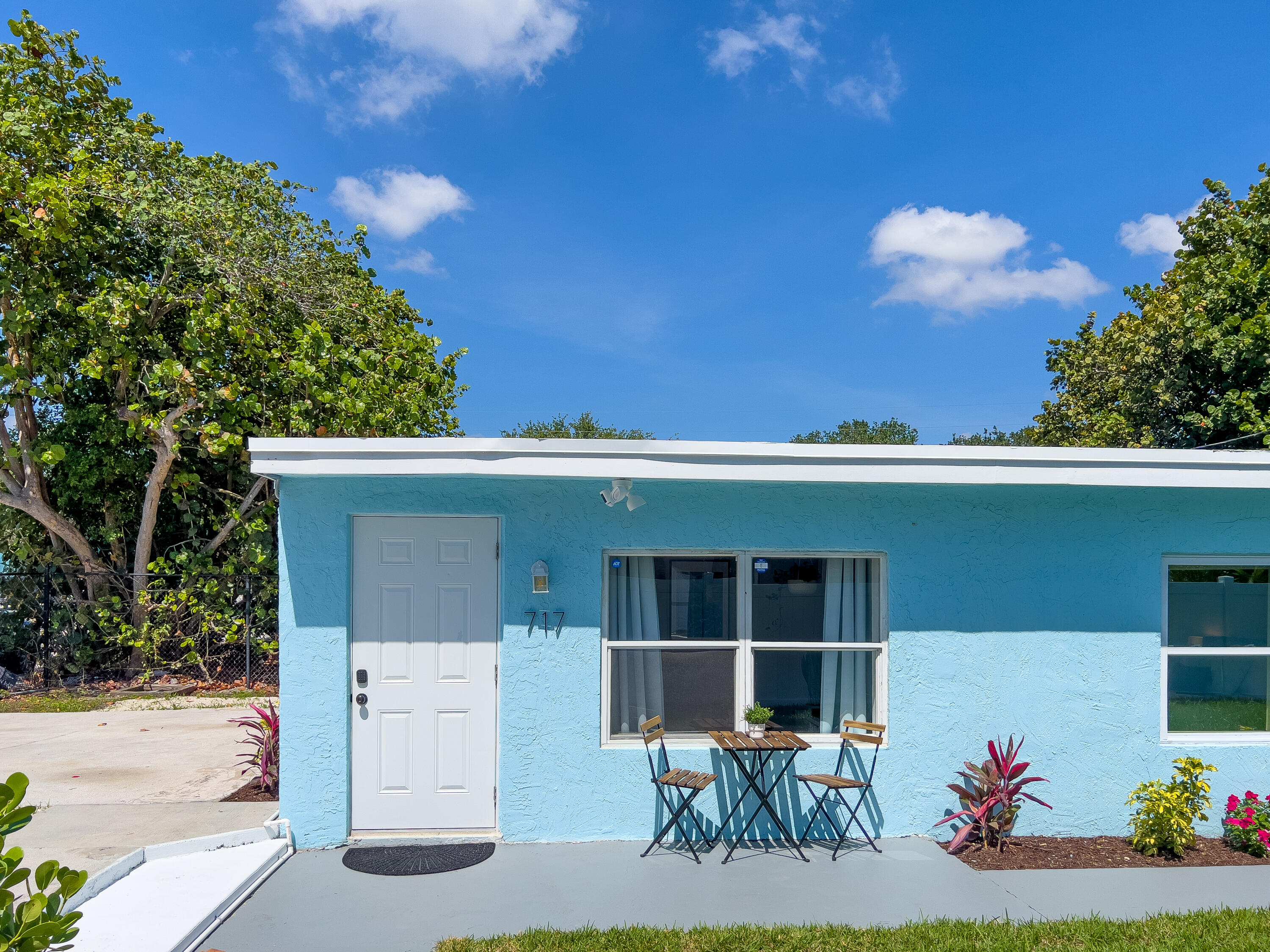 717 Southwest 2nd Court Delray Beach, FL 33444 - Photo 3 of 28 Delray Duplex-3